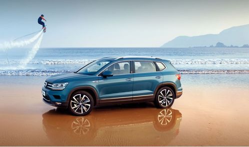 買車不要只看高端感,前排橫跨很重要,這四款suv就能做到